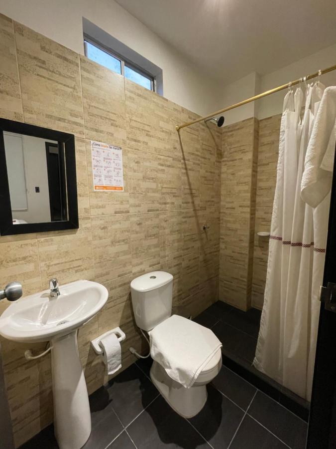 Zugi Inn Hotel Летисия Екстериор снимка