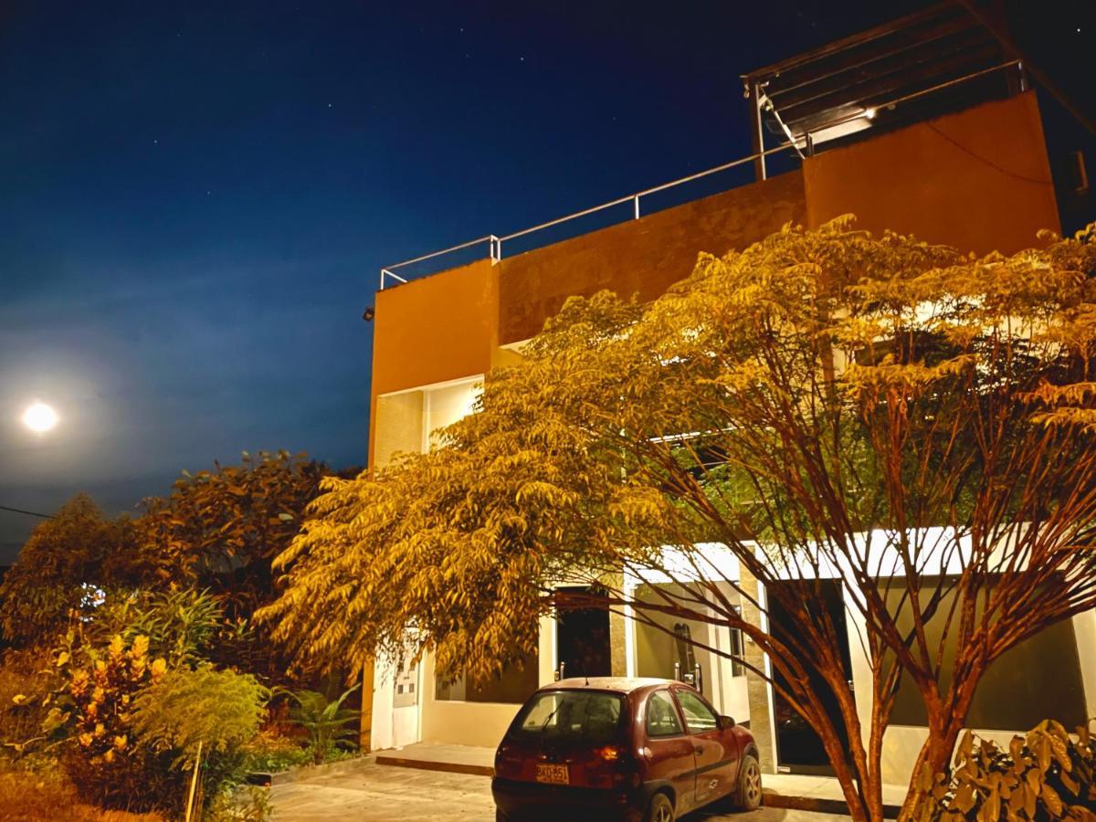 Zugi Inn Hotel Летисия Екстериор снимка